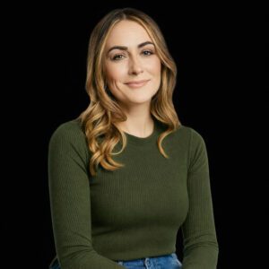 Steph_Honey_Headshot Steph_Honey_Headshot